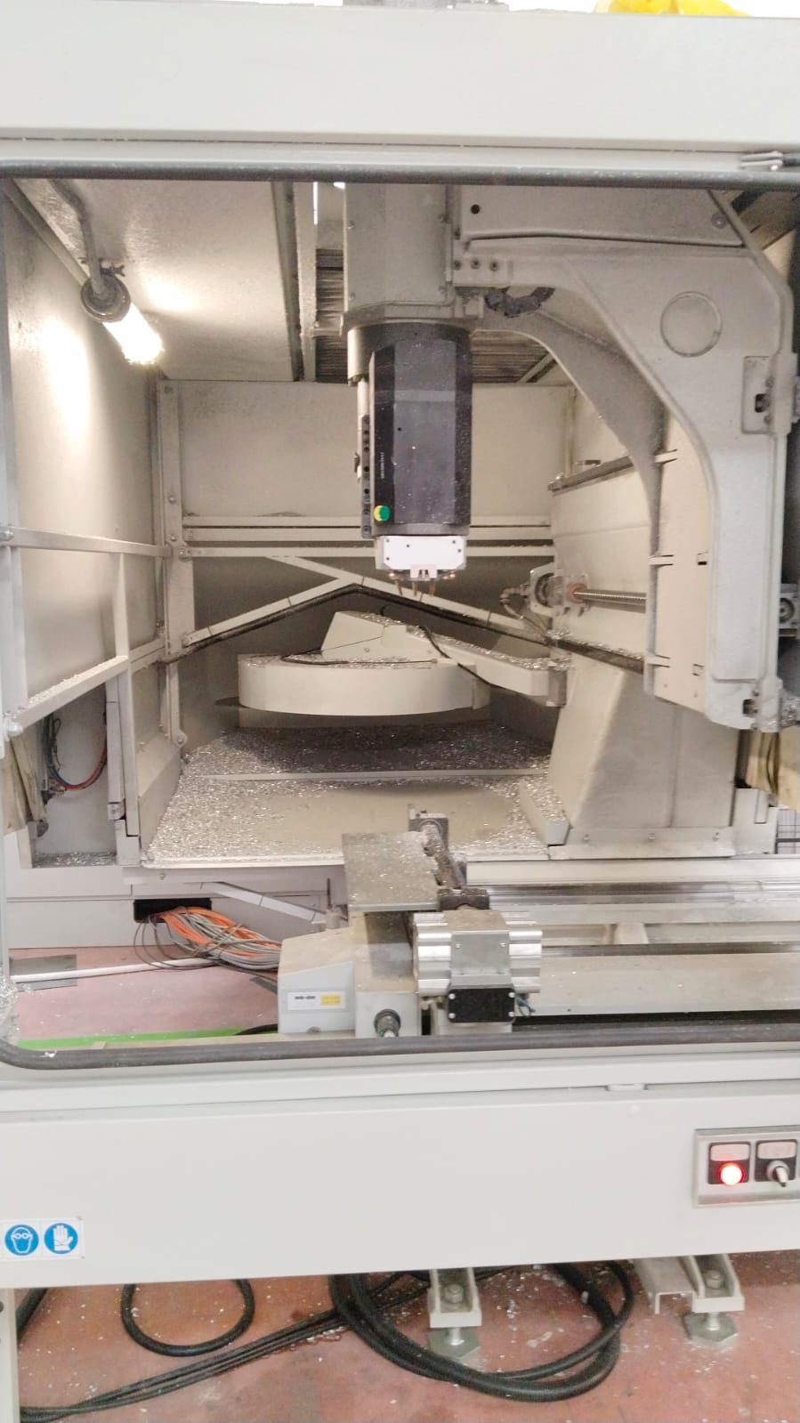 AXEL 100 5 EKSENLİ CNC İŞLEM MERKEZİ